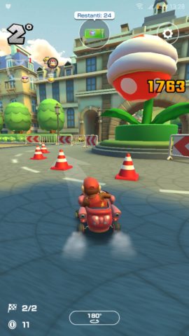 Mario Kart Tour - I coni stradali nel Tour di Parigi.